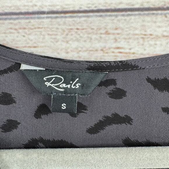 Rails Hilary Cheetah Print Faux Wrap Blouse Womens Small Gray Black - Picture 7 of 13